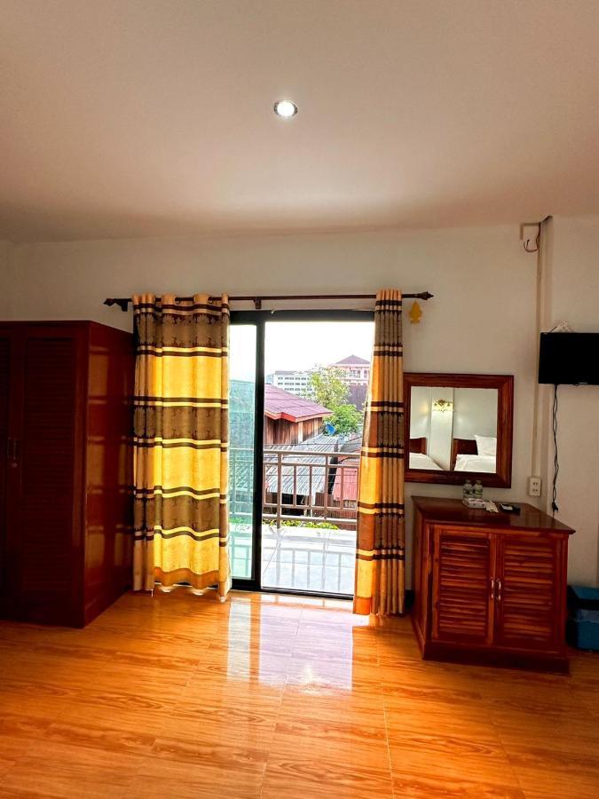 Vang Vieng Global Hostel 외부 사진