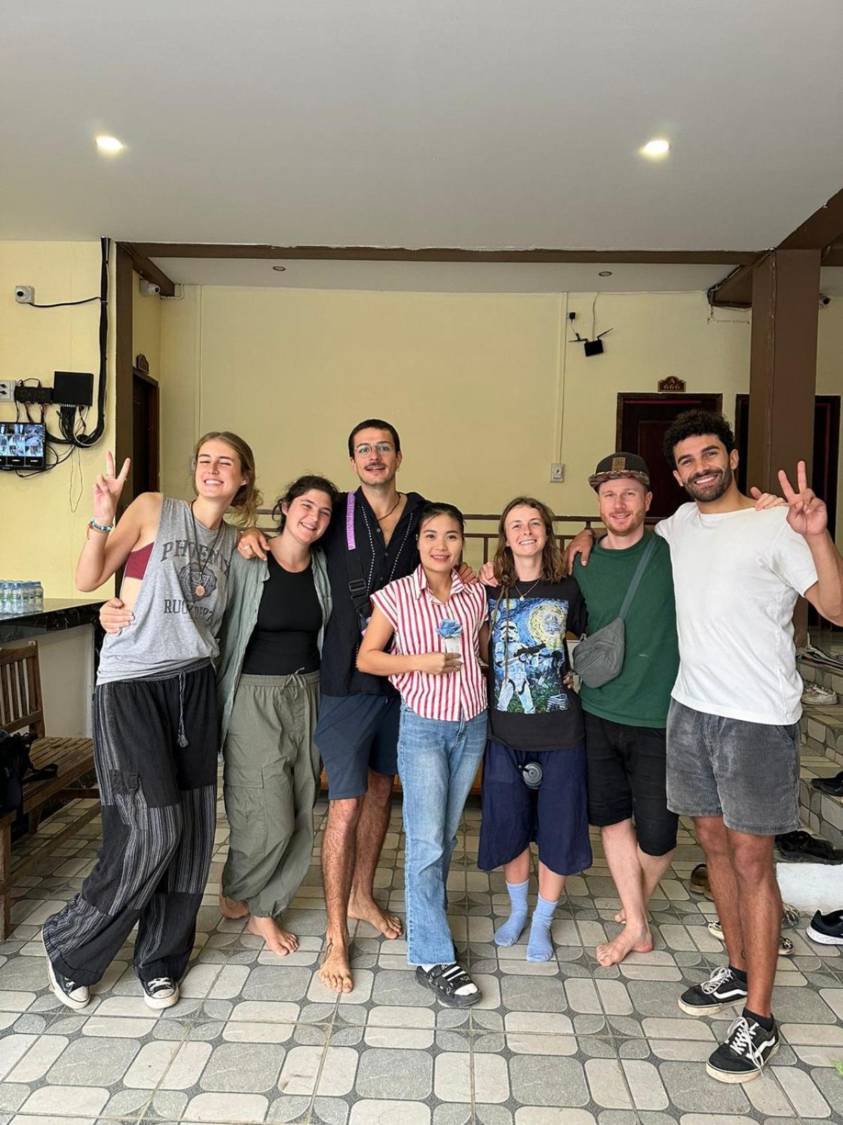Vang Vieng Global Hostel 외부 사진