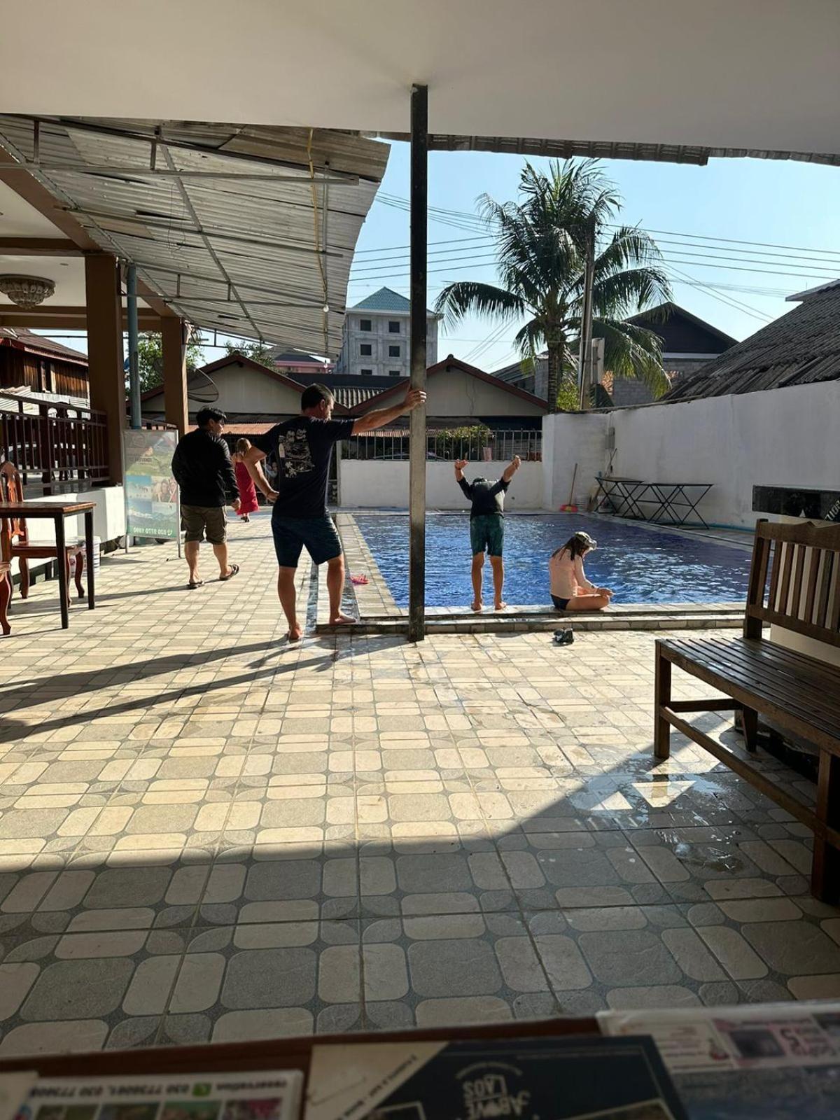 Vang Vieng Global Hostel 외부 사진