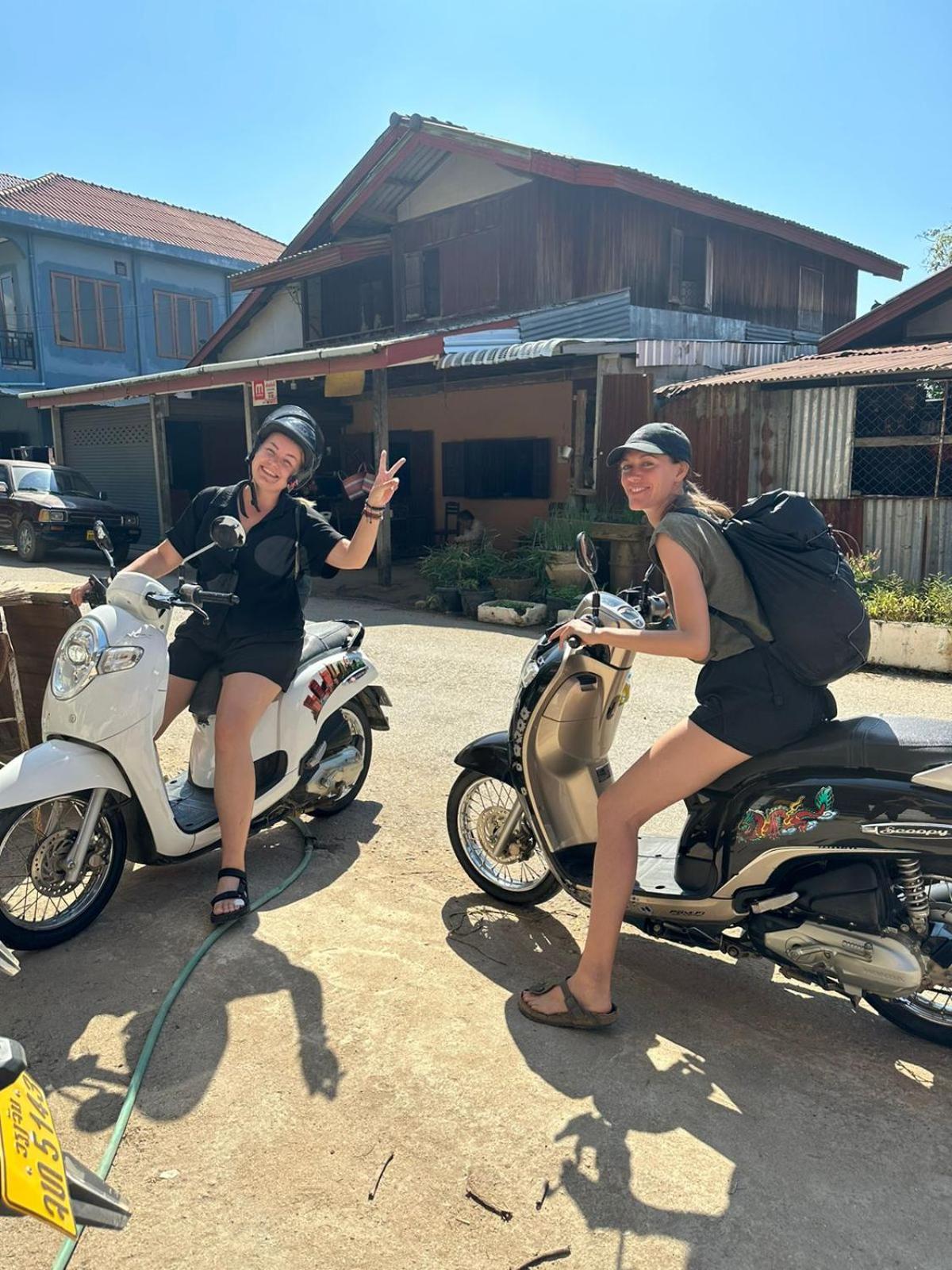 Vang Vieng Global Hostel 외부 사진