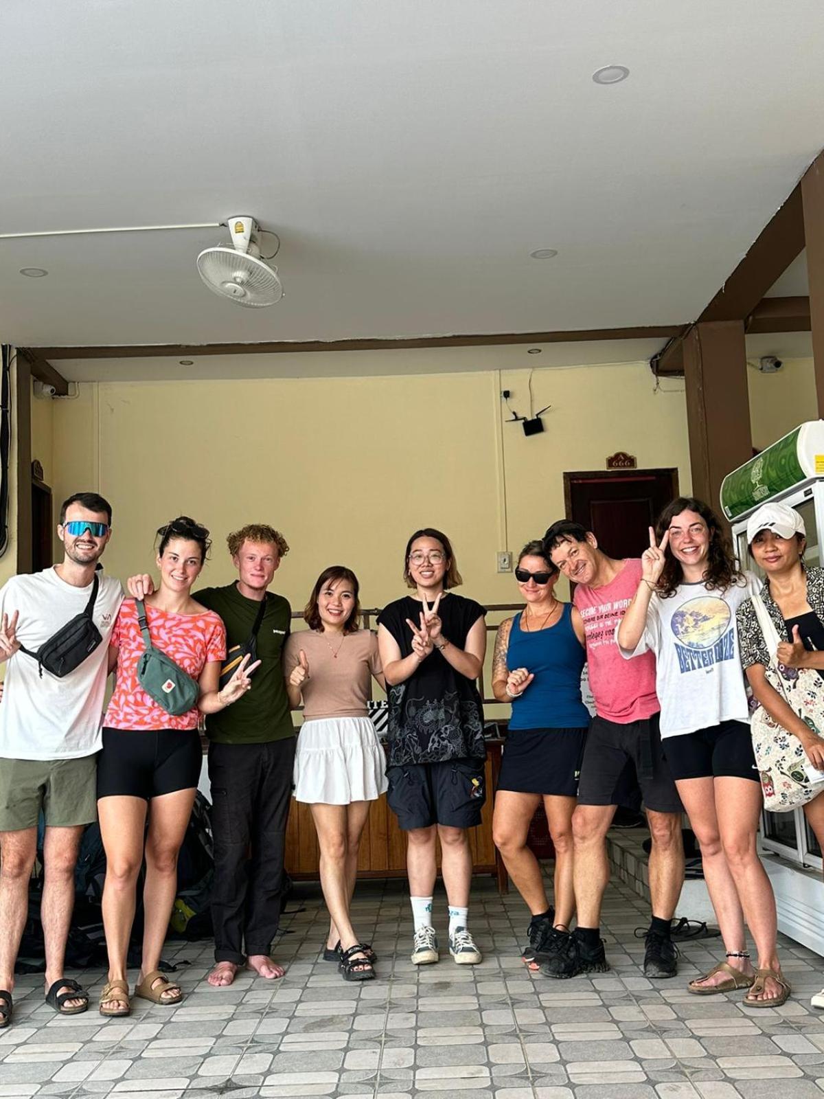 Vang Vieng Global Hostel 외부 사진